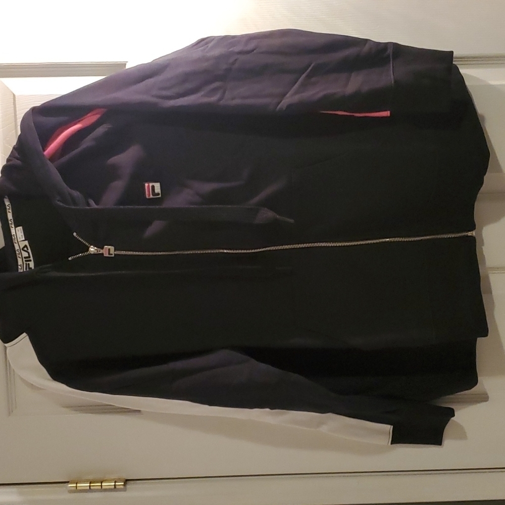 BOX#1 🔥NWT Fila zip hoodie. approx length 28" P2P 26 1/2" - Picture 3 of 5